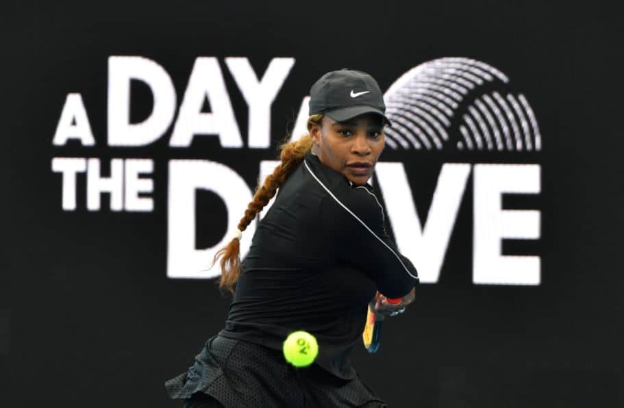 Serena Williams exhibition adelaide 29 janvier